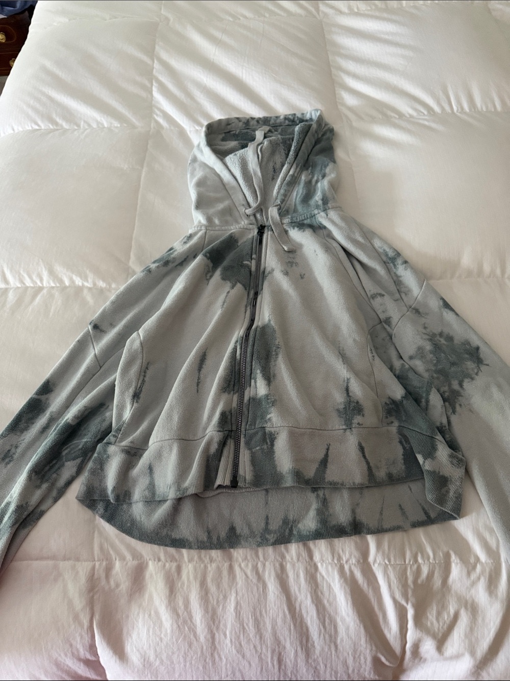 ALO Yoga Tie-Dye Zip Hoodie in Light Gray-Green